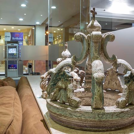 Imperio De Angeles Executive Leon Poliforum Інтер'єр фото